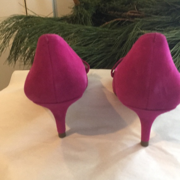 Reese Suede Bow Heels 👠,Suede Leather, Magenta/Fussia/Pink - Picture 3 of 7